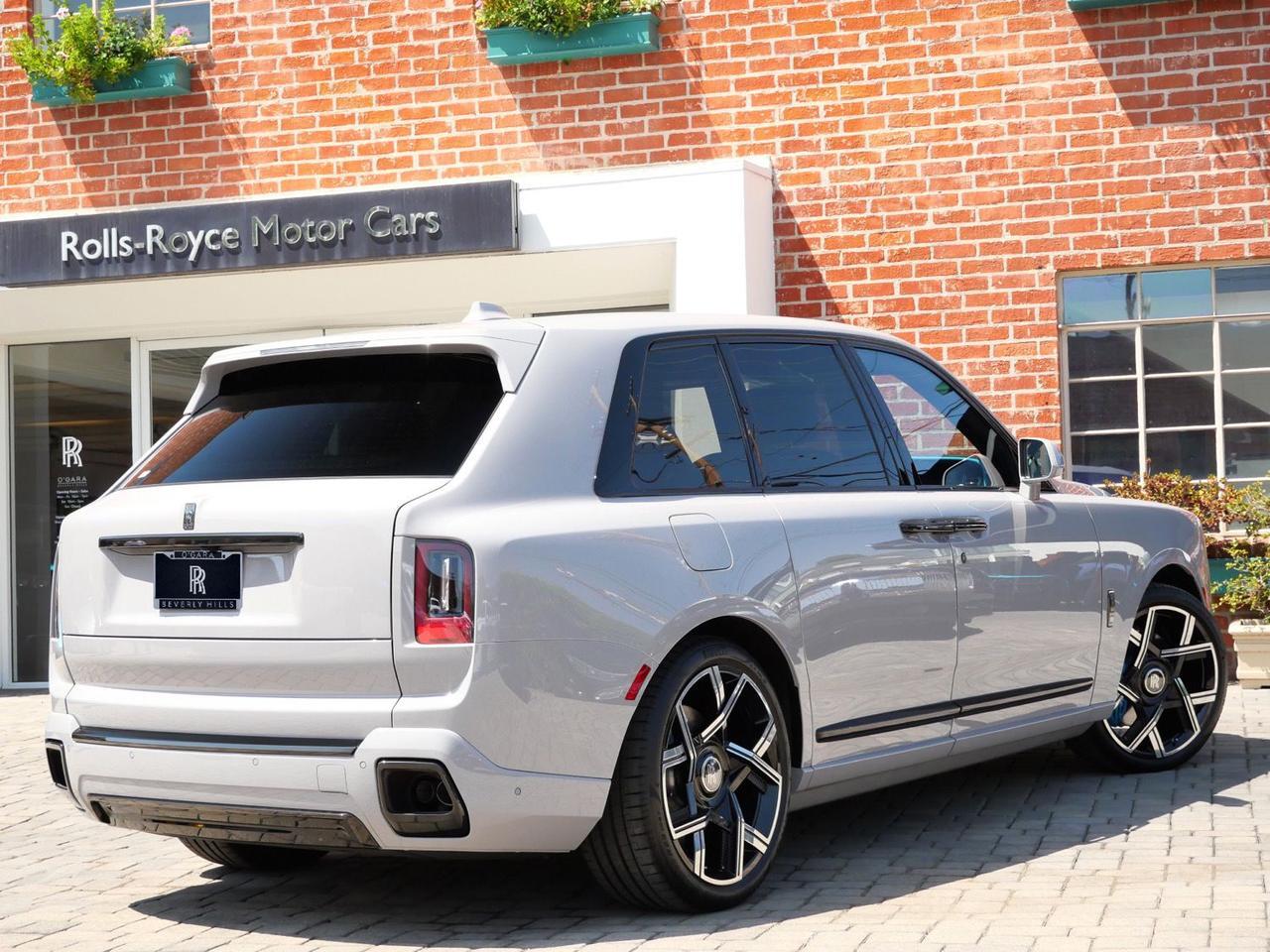 2027 Rolls-Royce Black Badge Cullinan Lawrence KS