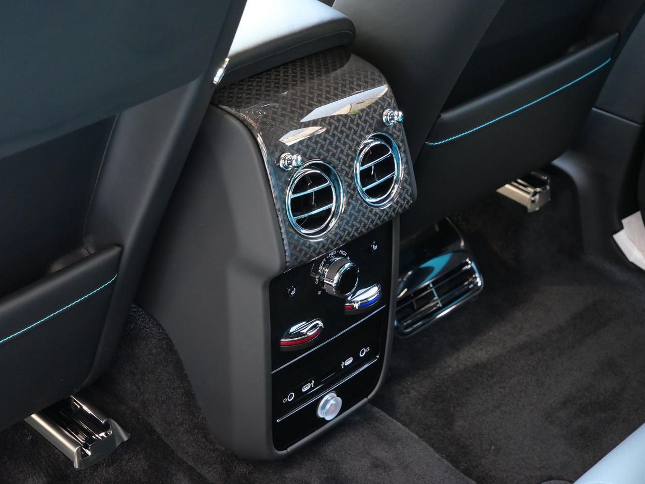 2027 Rolls-Royce Black Badge Cullinan Lawrence KS