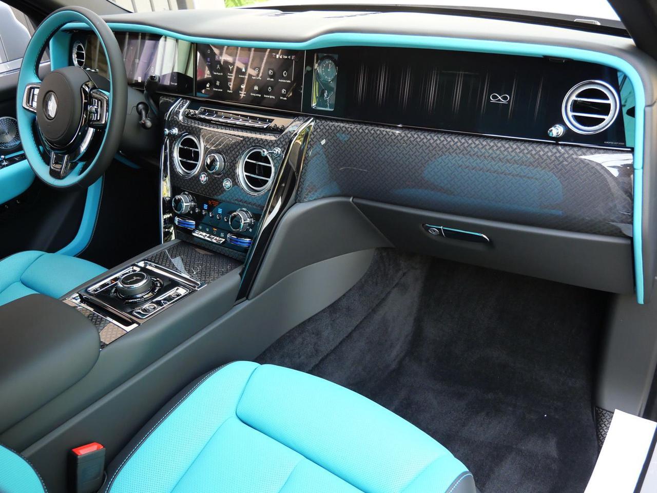 2027 Rolls-Royce Black Badge Cullinan Lawrence KS