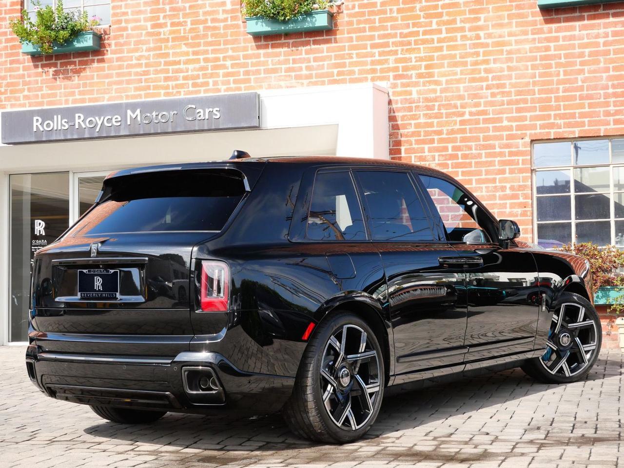 2027 Rolls-Royce Black Badge Cullinan Lawrence KS