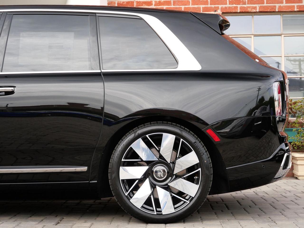 2027 Rolls-Royce Cullinan Lawrence KS