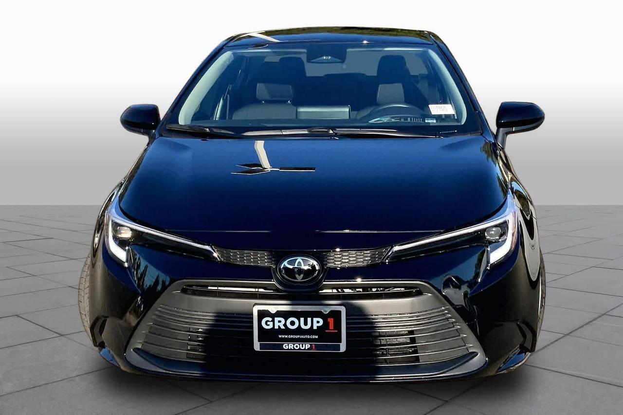 2027 Toyota Corolla Hybrid LE 2027 Toyota Corolla Hybrid LE