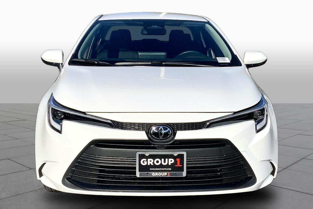 2027 Toyota Corolla Hybrid LE 2027 Toyota Corolla Hybrid LE