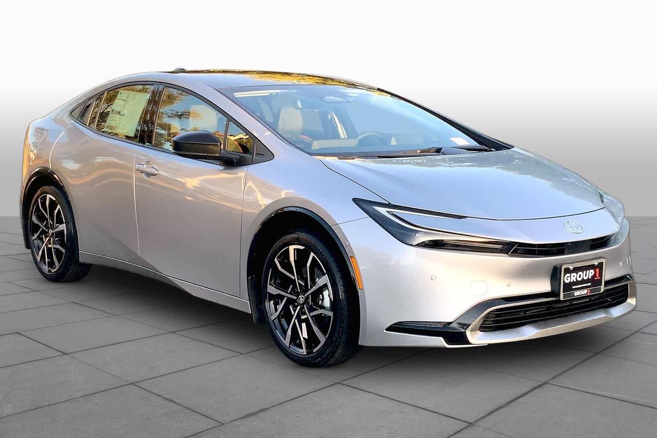 2027 Toyota Prius Plug-In Hybrid XSE Premium 2027 Toyota Prius Plug-In Hybrid XSE Premium