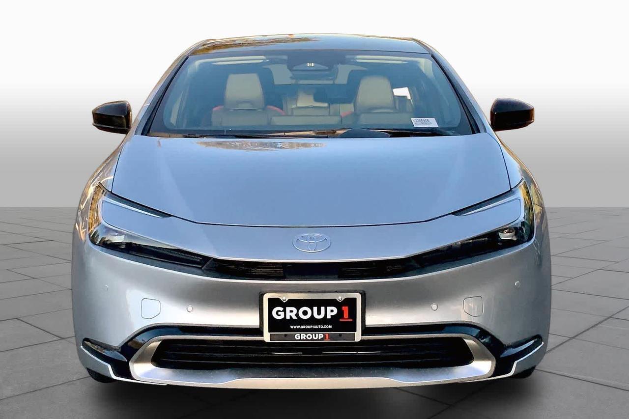 2027 Toyota Prius Plug-In Hybrid XSE Premium 2027 Toyota Prius Plug-In Hybrid XSE Premium