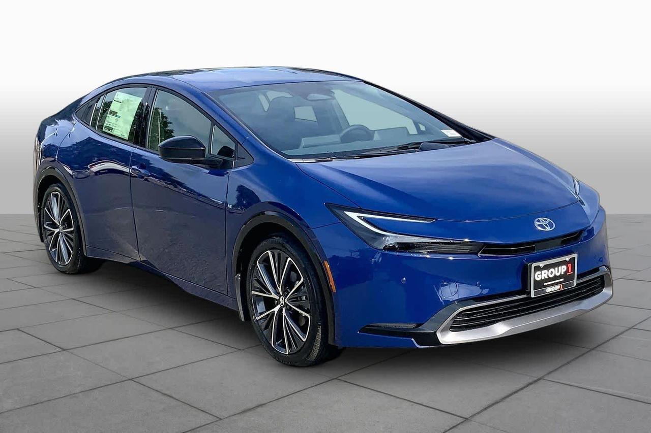 2027 Toyota Prius XLE 2027 Toyota Prius XLE