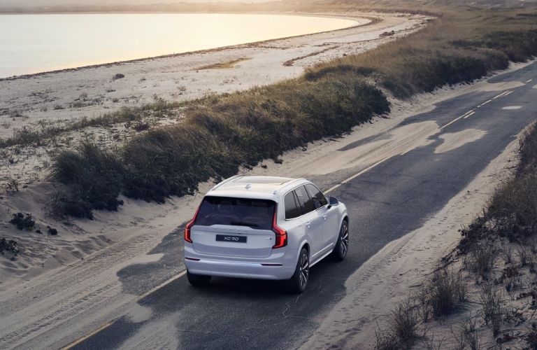 Volvo XC90 exterior rear view
