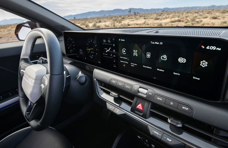 steering wheel and display screen of the 2026 Kia K4