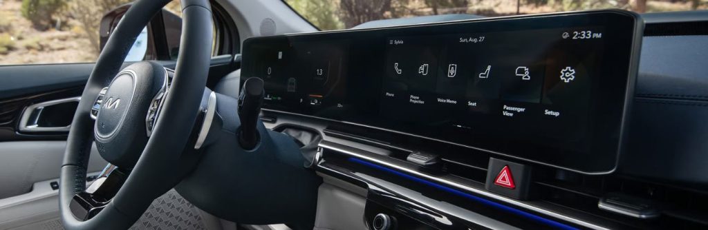Kia Carnival touchscreen display