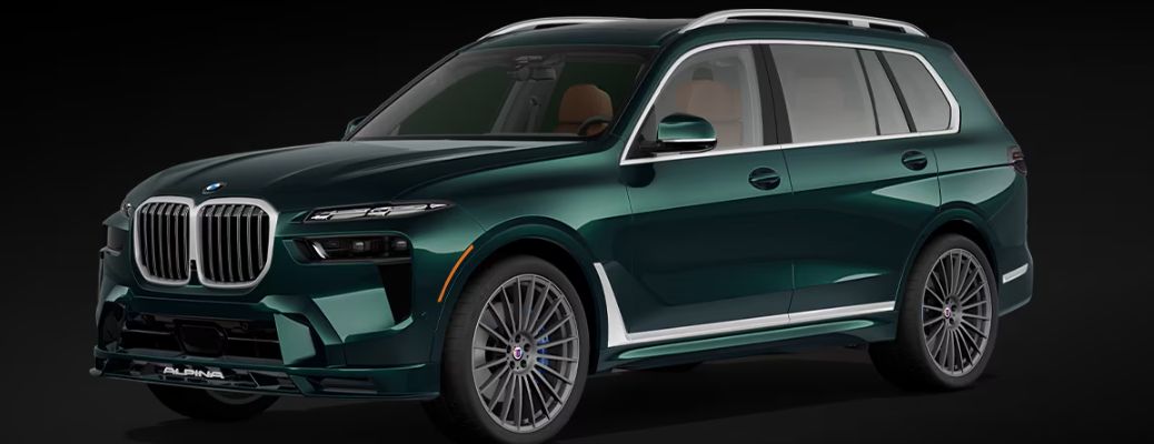 2026 BMW X7 exterior side view