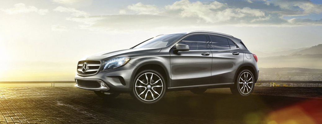 Side view of the 2016 Mercedes-Benz GLA-Class