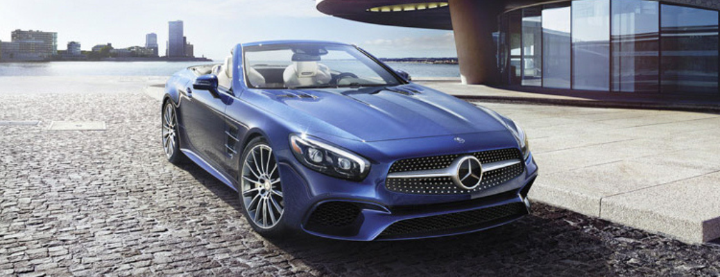 Front view of the 2017 Mercedes-Benz SL-Class parked in front of a building