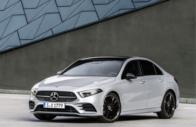 2019 Mercedes-Benz A-Class exterior side look