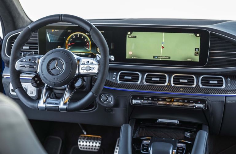 2020 Mercedes-Benz GLE interior front dash