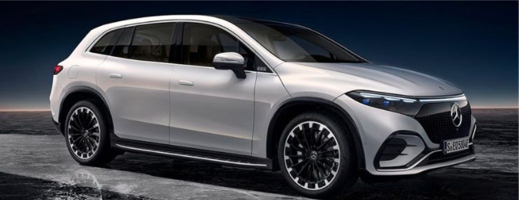 2022 Mercedes-Benz EQS SUV exterior side view