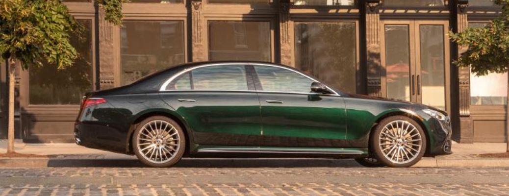 2021 Mercedes-Benz S-Class exterior side view