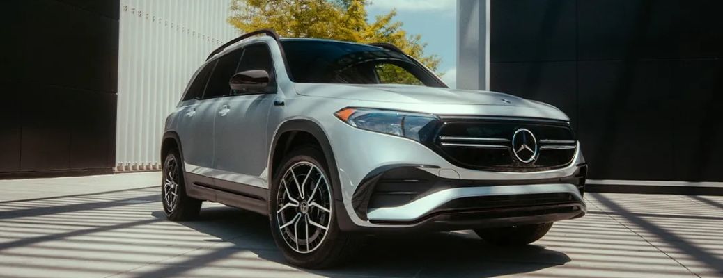 2024 Mercedes-Benz EQB SUV exterior front view