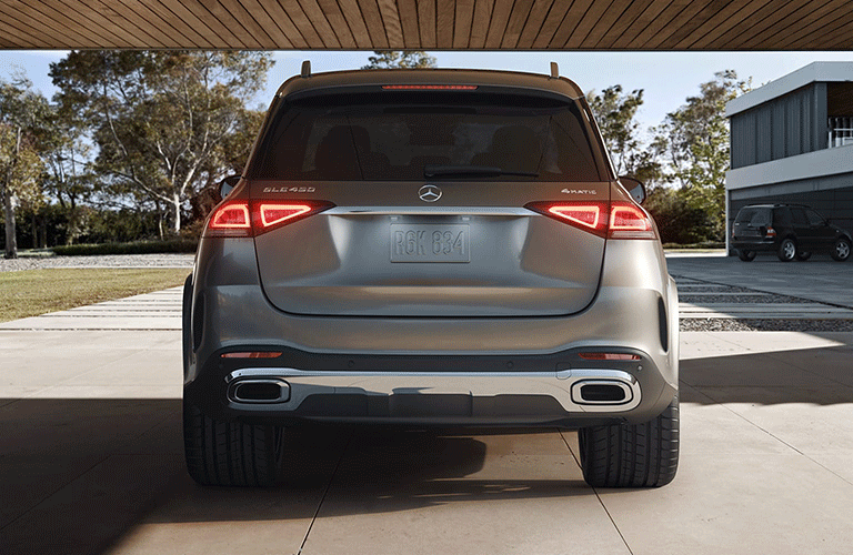 Back view of the 2021 Mercedes-Benz GLE