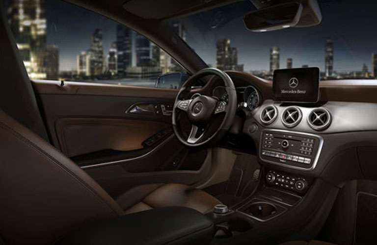 Steering wheel and dashboard of the 2018 Mercedes-Benz CLA