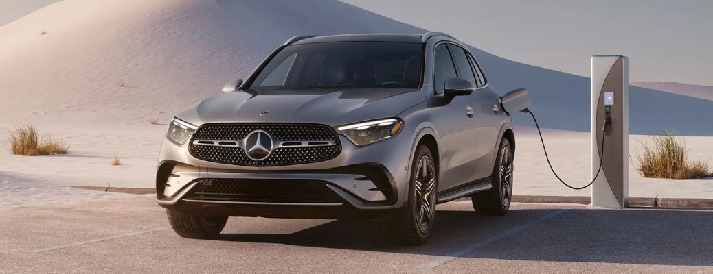 front view image of the 2025 Mercedes-Benz GLC SUV