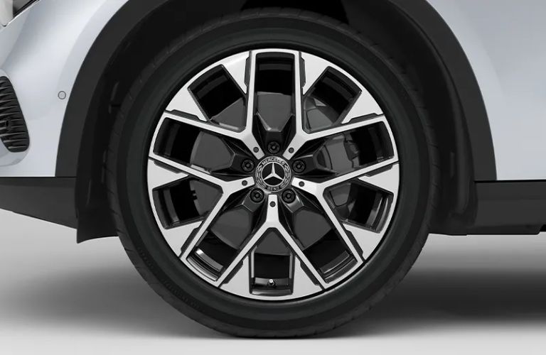 New Mercedes-Benz GLC SUV tire