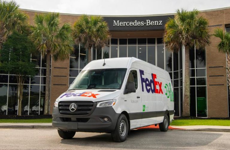 Mercedes-Benz Sprinter exterior front view