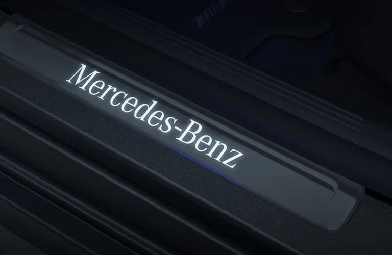 Mercedes-Benz C300 illuminated door sill