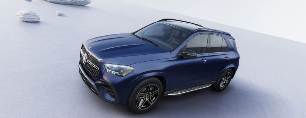 side quarter view of the 2026 Mercedes-Benz GLE