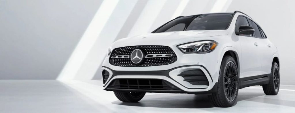 2025 Mercedes-Benz GLA front and side angle
