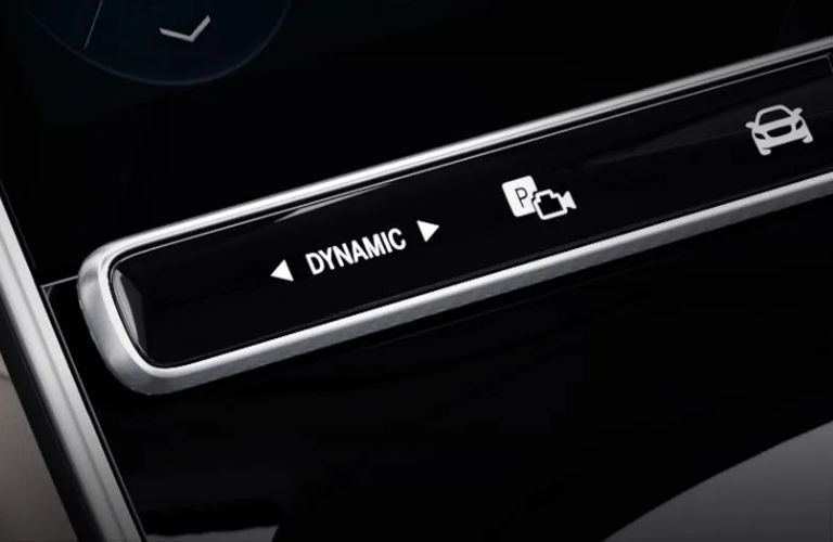 Dynamic Select in Mercedes-Benz