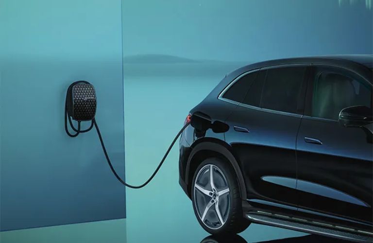 Mercedes-Benz EV charging