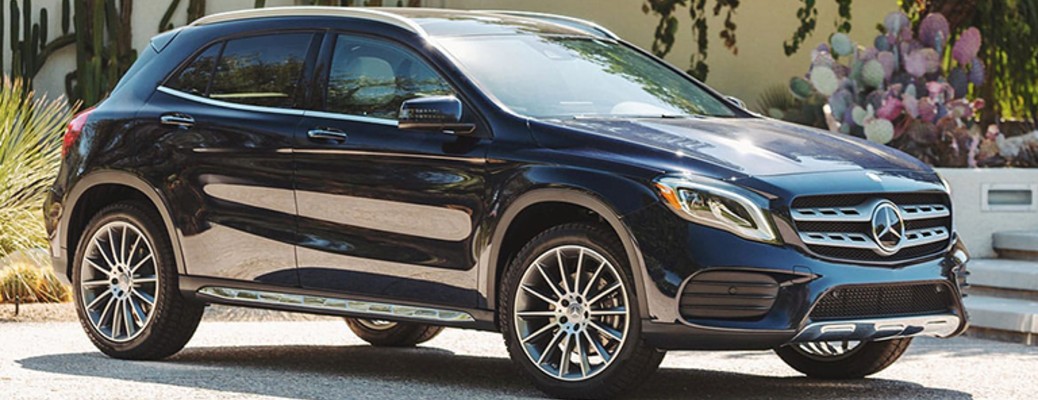 2020 Mercedes-Benz GLA front and side angle