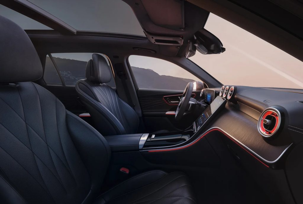 GLC front seats side view