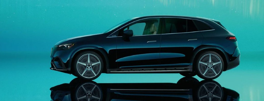 2026 Mercedes-Benz EQE SUV side view