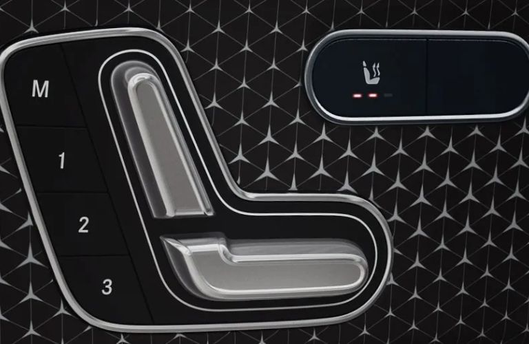 Mercedes-Benz Heated front seats