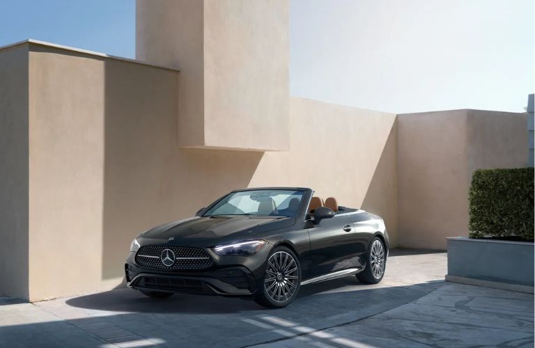 Mercedes-Benz Convertible exterior front side view