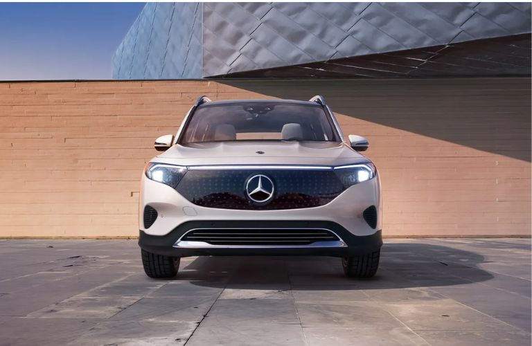 2026 Mercedes-Benz EQB SUV exterior front view