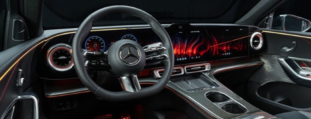 2027 Mercedes-Benz GLC front dashboard