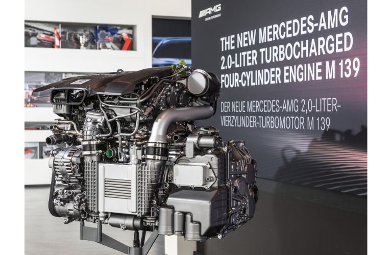 Mercedes-Benz 4-cylinder engine on display