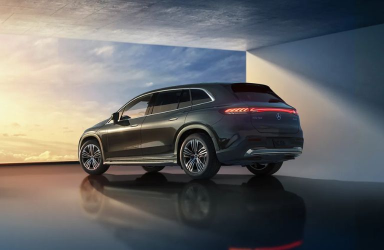 2026 Mercedes-Benz EQS 400 4MATIC® SUV exterior rear view