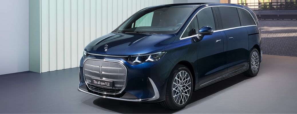 Comfort and Versatility of the All-New Electric Mercedes-Benz VLE
