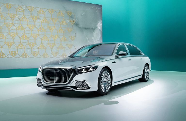 2027 Mercedes-Maybach S-Class Sedan exterior side view
