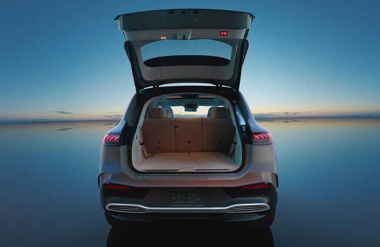 2026 Mercedes-Benz EQS SUV esterior view
