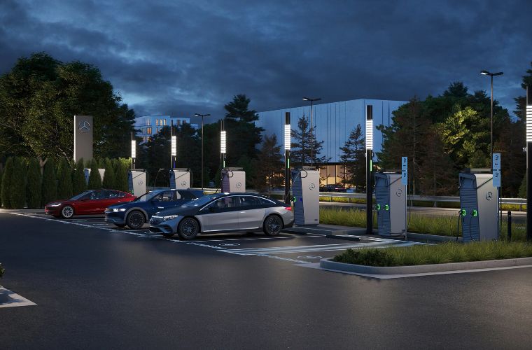 Several Mercedes-Benz models charging
