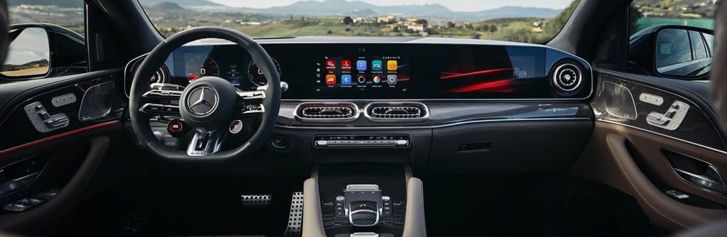 2027 Mercedes-Benz GLE front dashboard