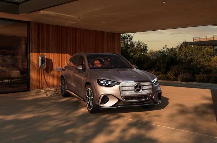 2027 Mercedes-Benz GLC Electric SUV exterior front view