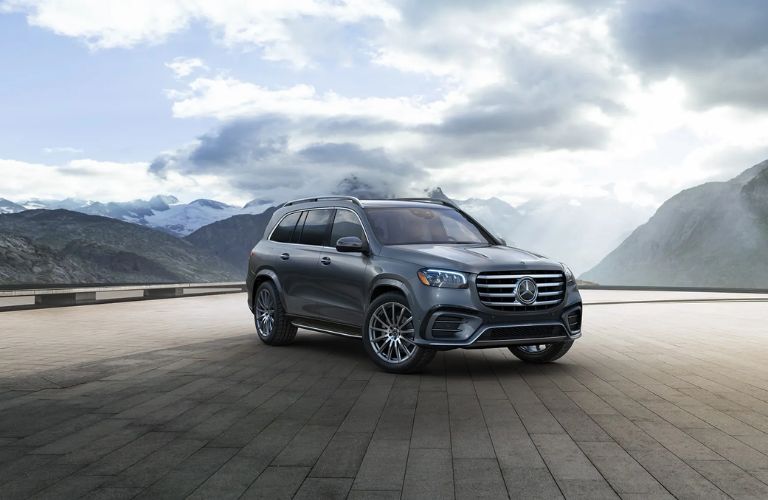 front quarter view of the 2026 Mercedes-Benz GLS