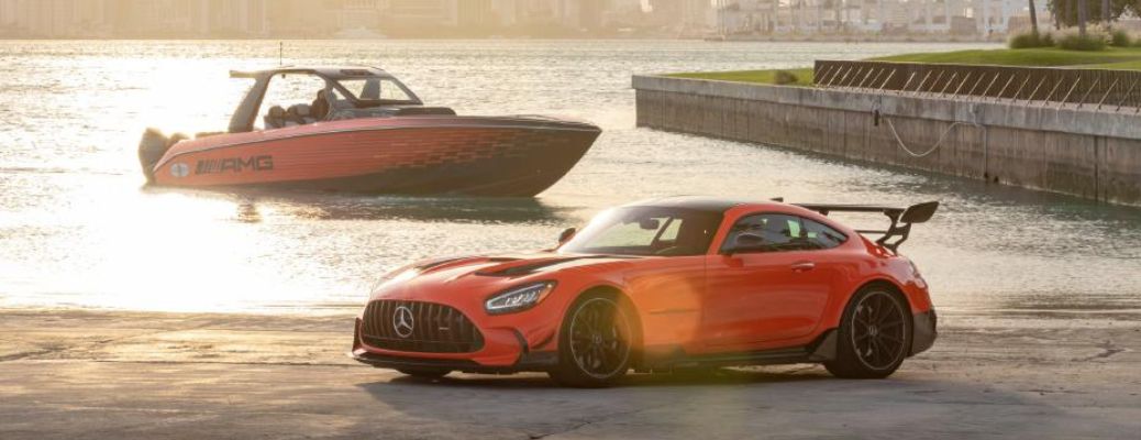 41’ AMG® Carbon Edition boat