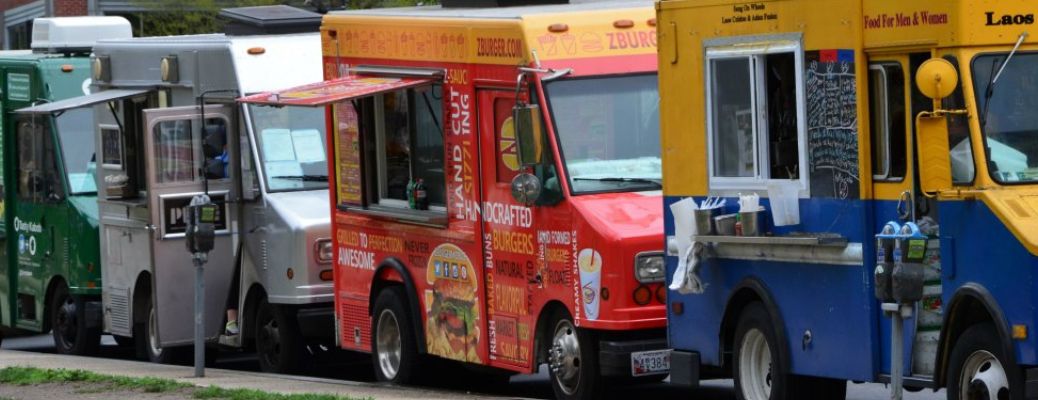 Food truck lineup