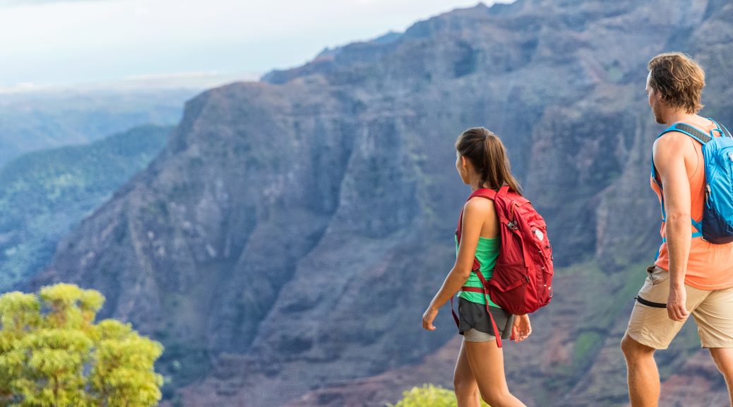 Hikers-couple-hiking-in-mountain